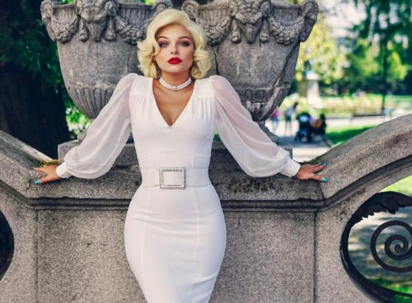 The History of White Wedding Dresses