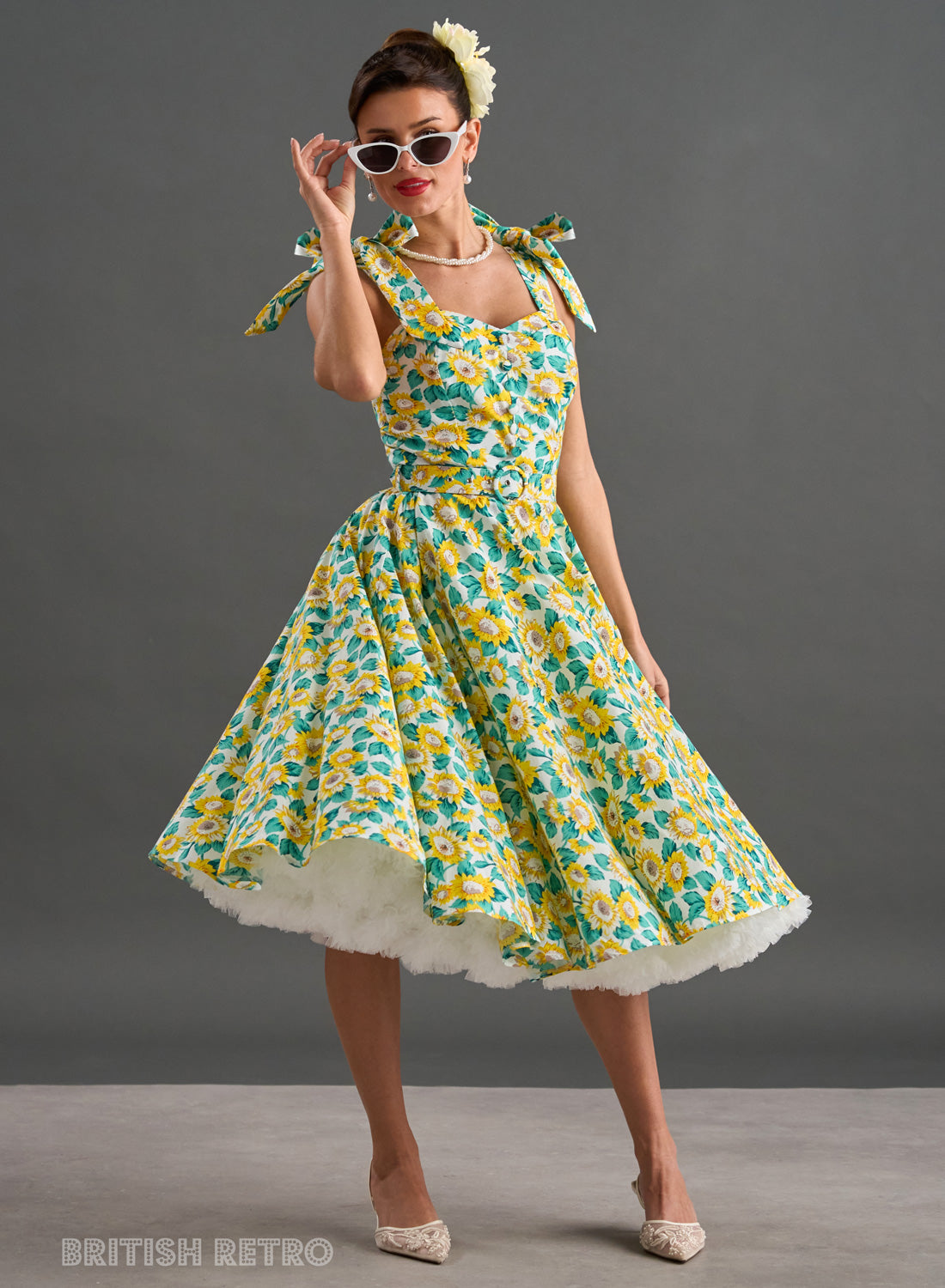 'Suzy Q' Sunflower 50s Full Circle Dress