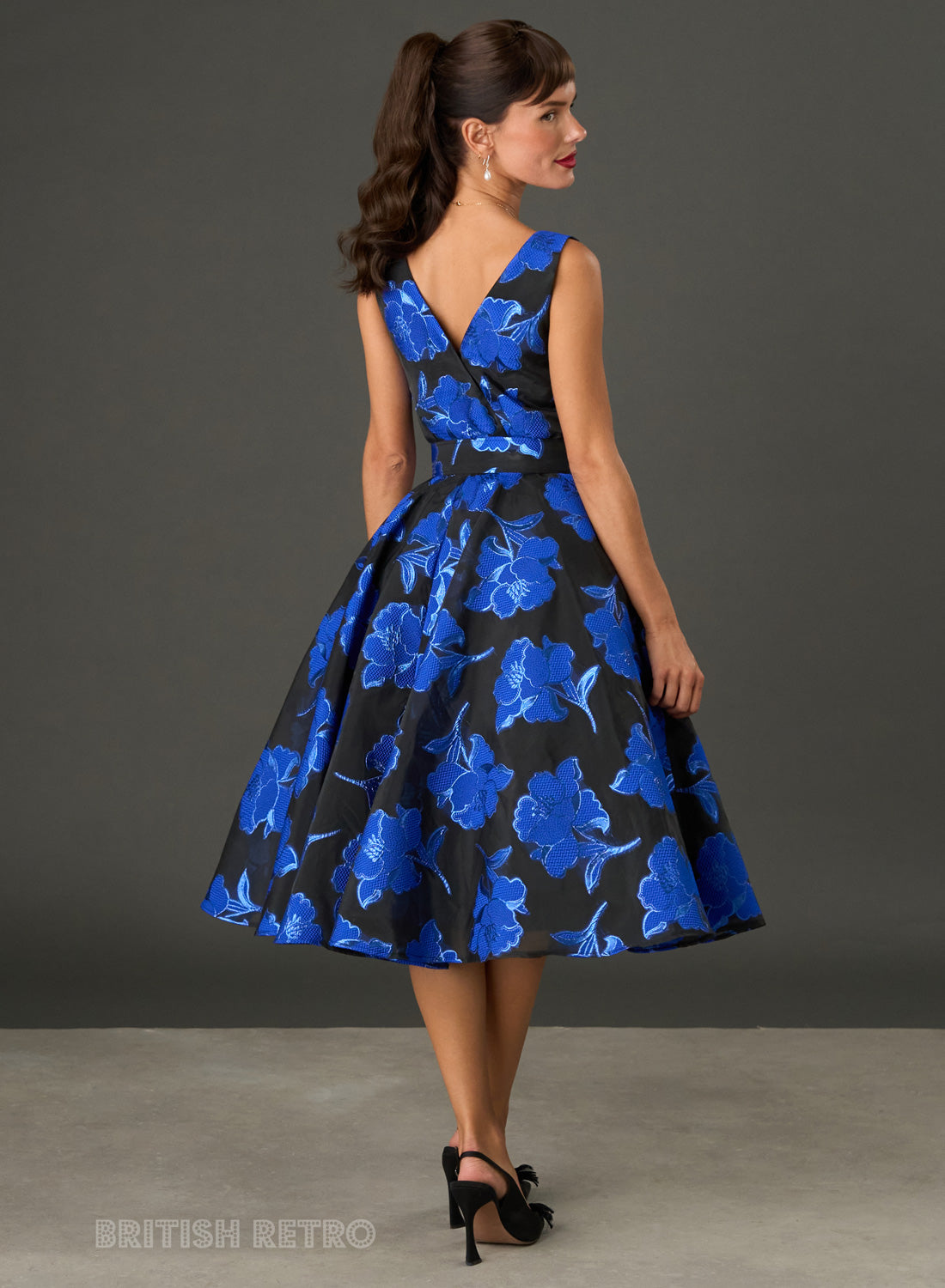 New AW26! Grace Kelly Shimmering Blue Rose Embroidered 1950s Dress