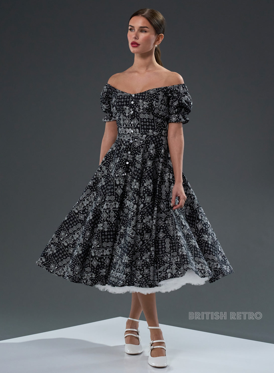 'Carmen' Black Paisley Patch Vintage Style Full Circle Dress