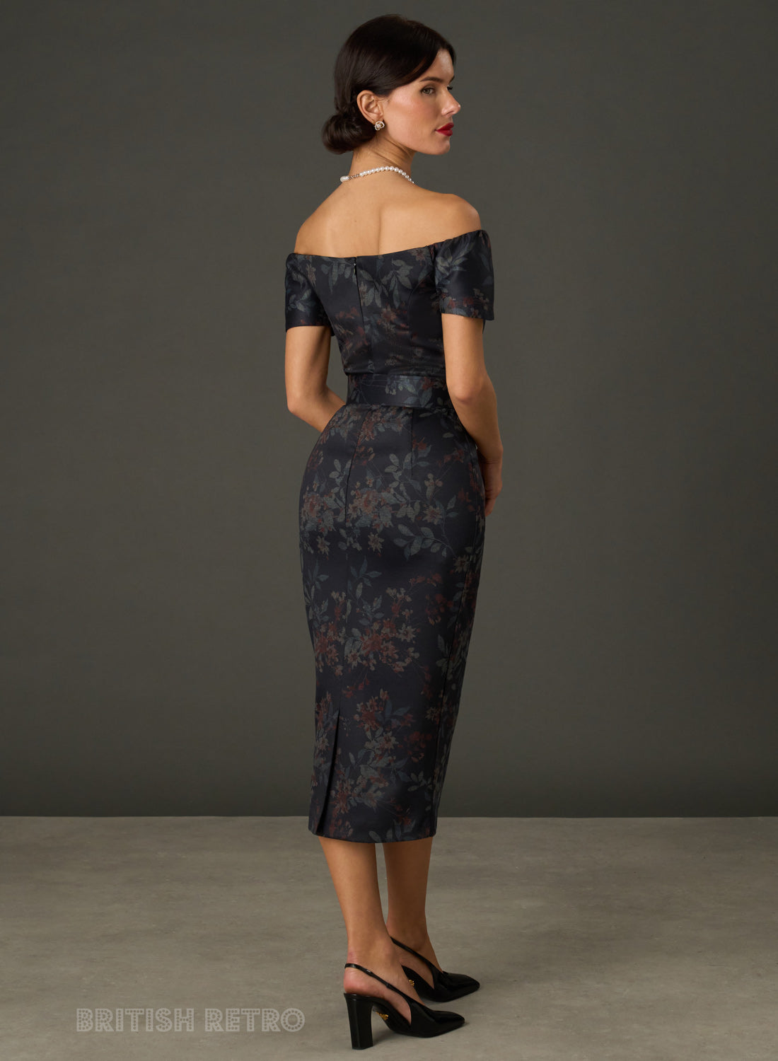 'Rhonda’s Revenge' Midnight Chinoiserie 1950s Bodycon Dress