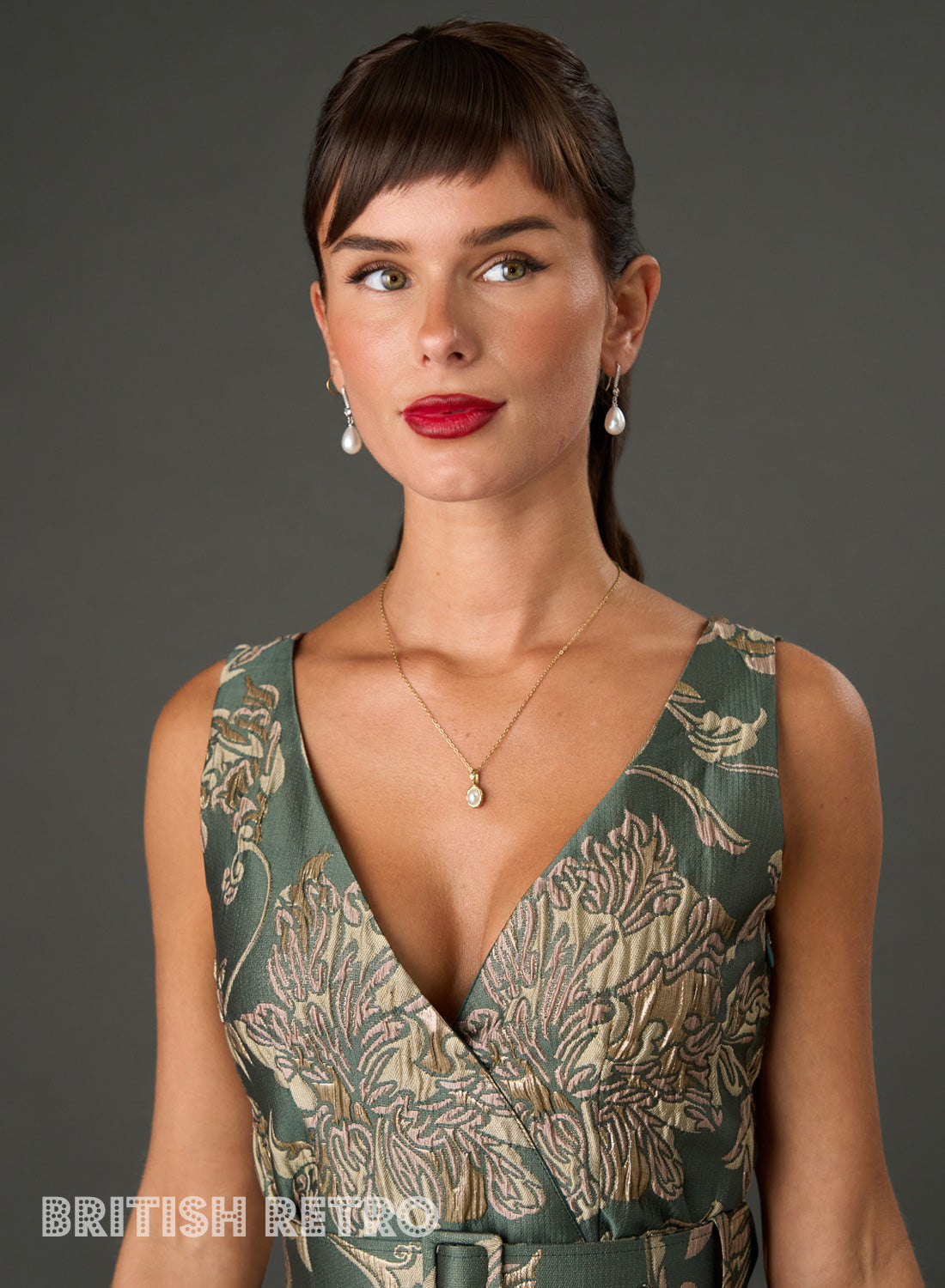 The Alice Faux Pearl Pendant Necklace