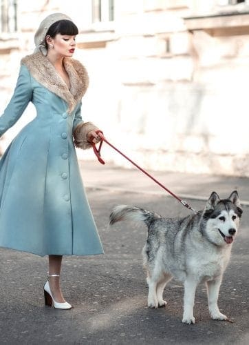 British Retro Vintage Fashion - Wonderland Warmth