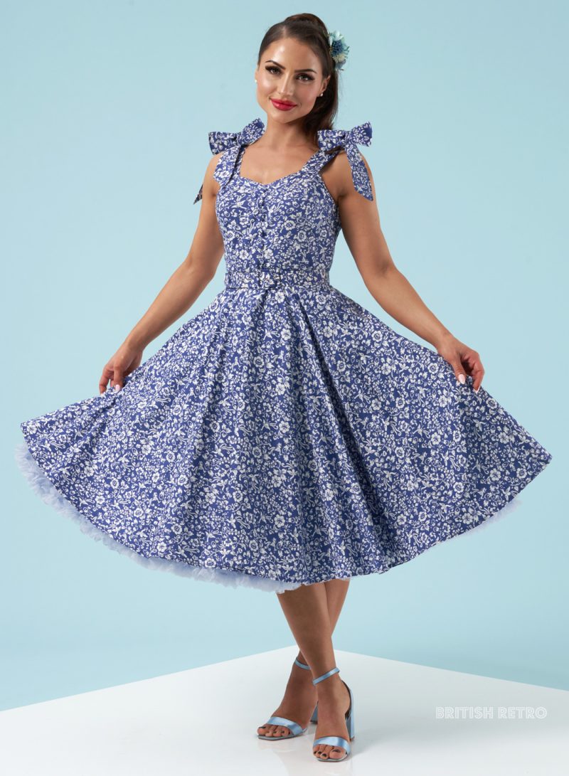 Buy 1950's Full Circle Dresses Online - British Retro